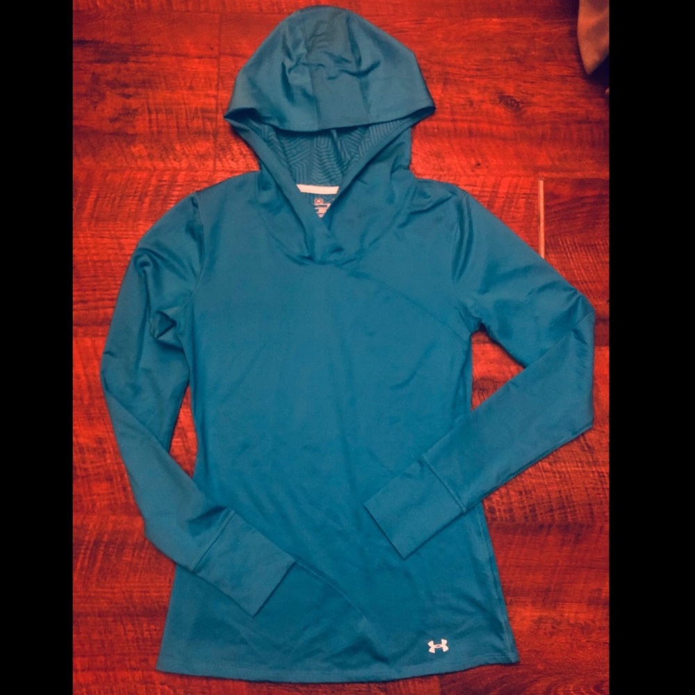 Under Armour cool gear sweatshirt